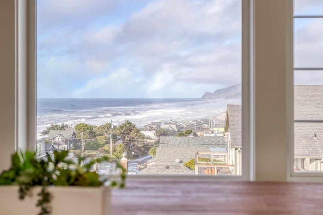 Photo of Others in Lincoln City