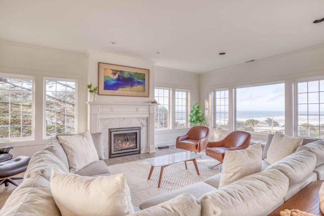 Photo of Livingroom in Lincoln City