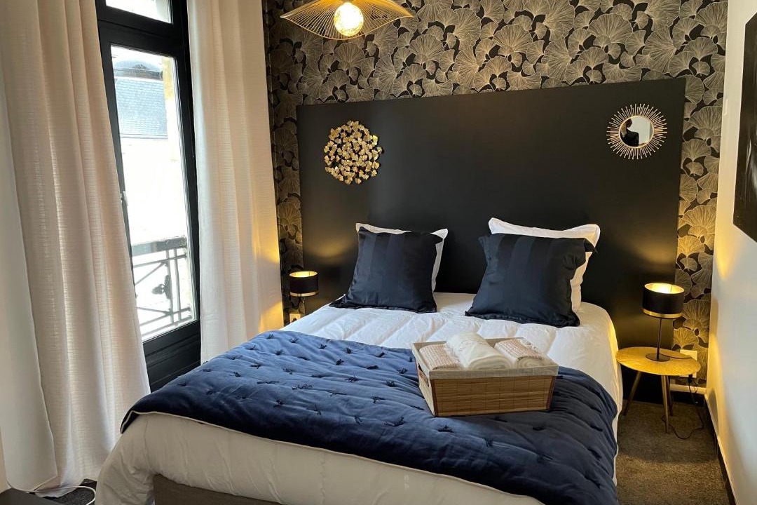 Photo of Bedroom in Alencon