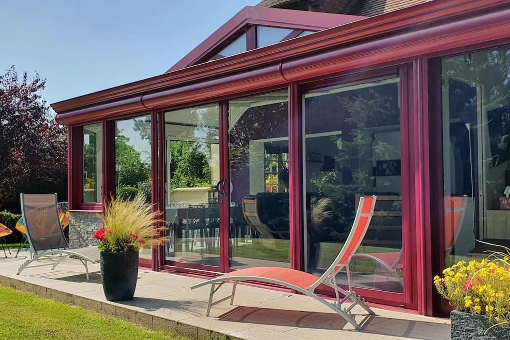 Photo of Others in Reux