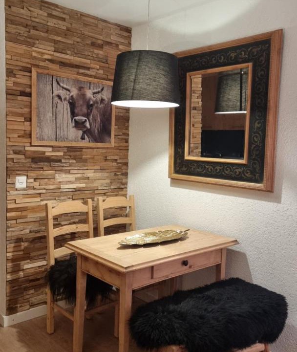 Photo of Livingroom in Lens