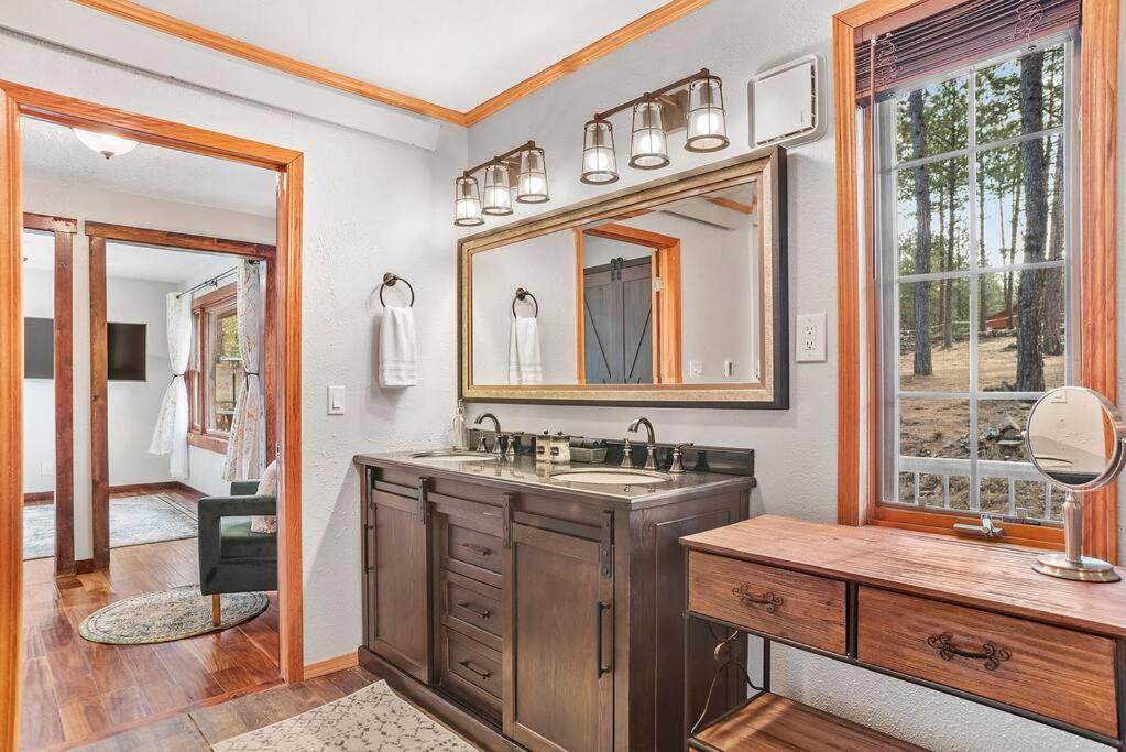 Photo of Others in Custer