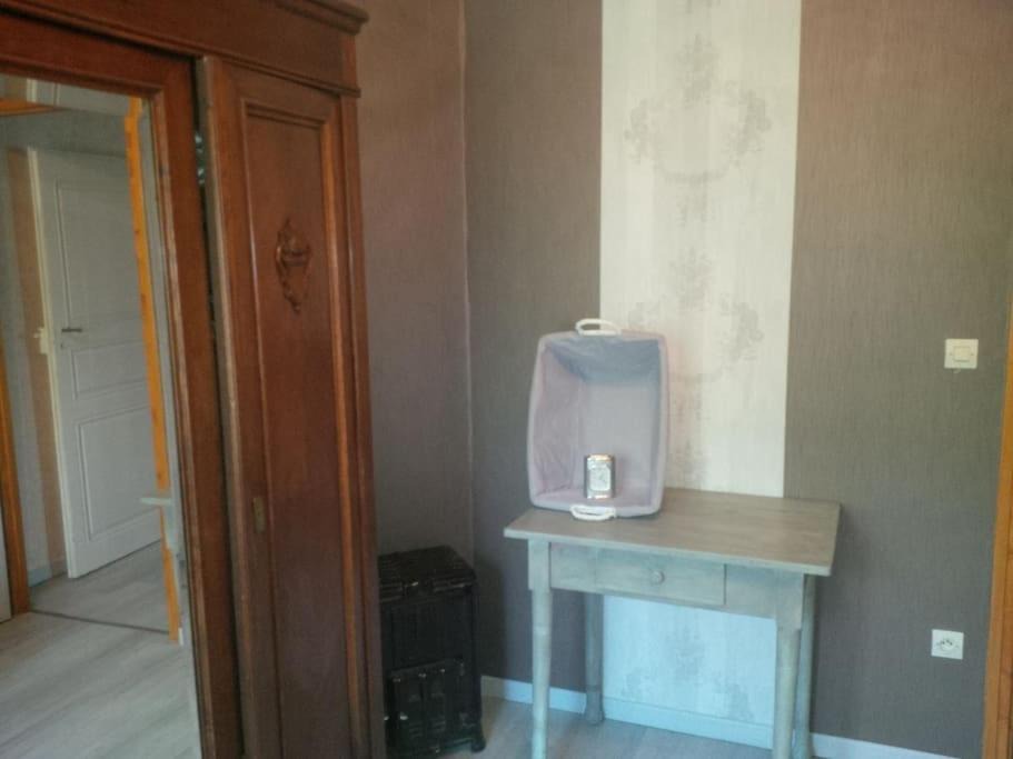 Photo of Others in Bust