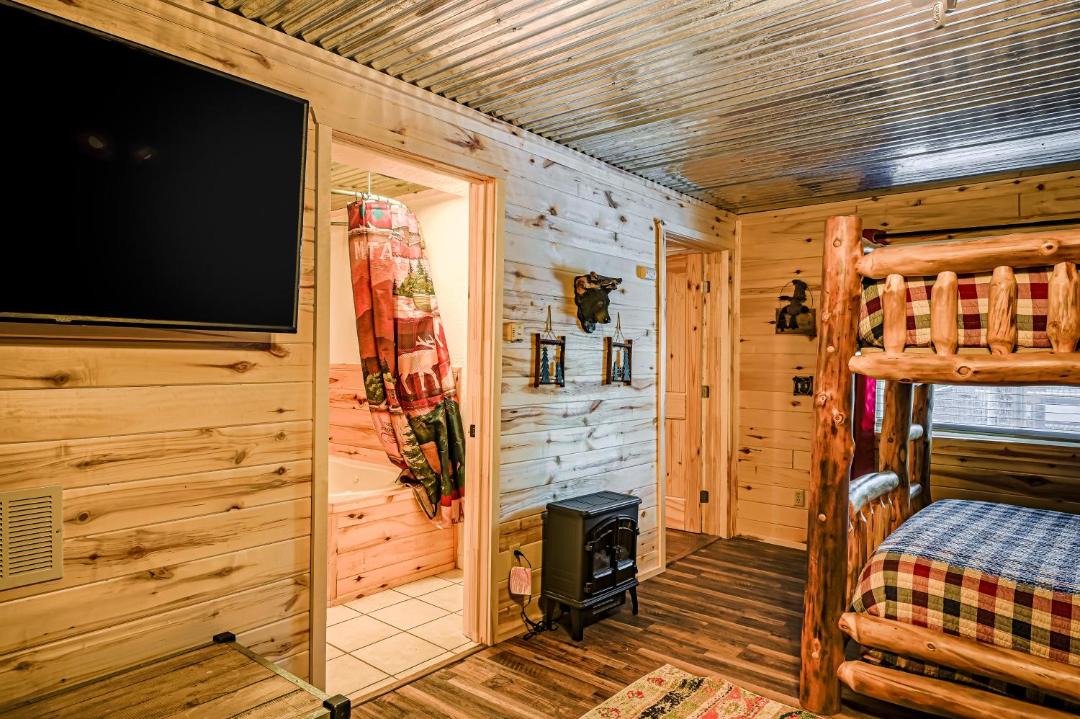 Photo of Bedroom in Ponderosa Pines
