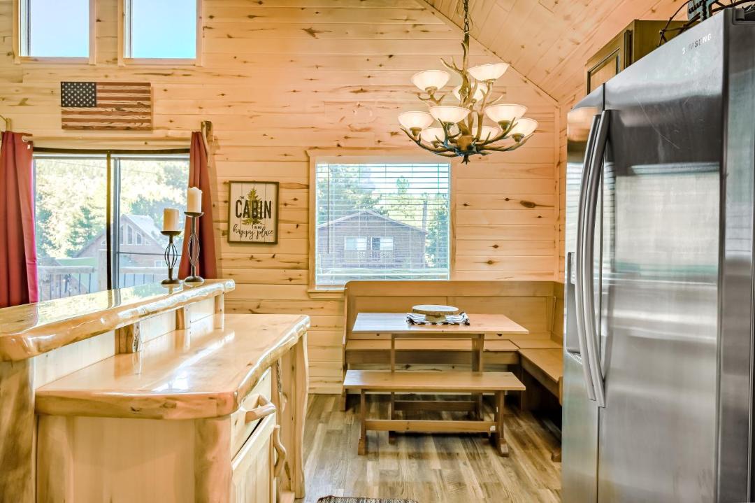 Photo of Kitchen in Ponderosa Pines