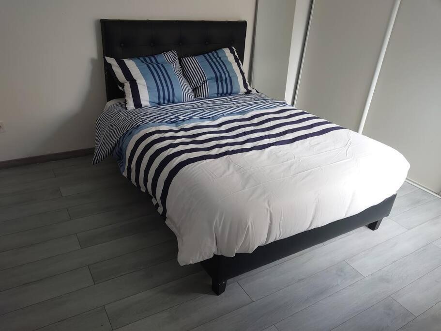 Photo of Bedroom in Villeparisis