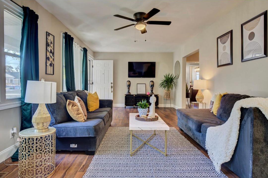 Photo of Livingroom in Portsmouth