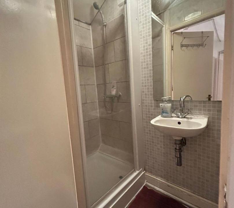 Photo of Bathroom in Bensham Manor