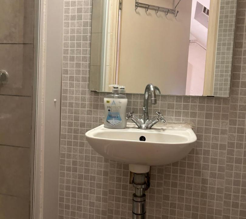 Photo of Bathroom in Bensham Manor