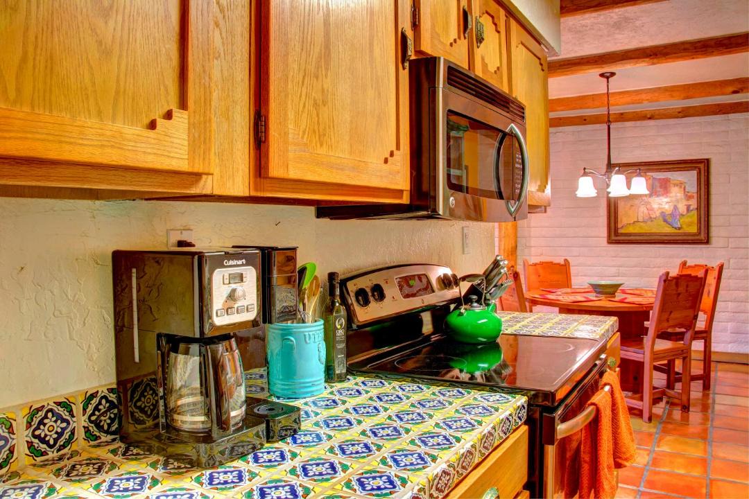 Photo of Livingroom in Northeast Santa Fe