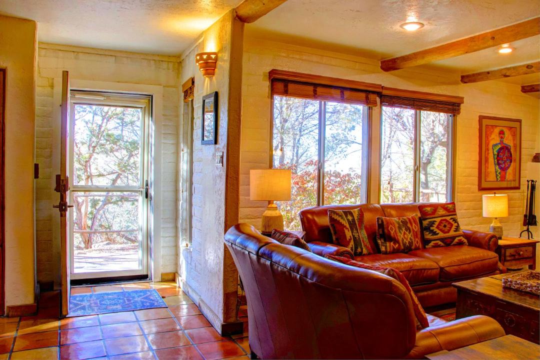 Photo of Livingroom in Northeast Santa Fe