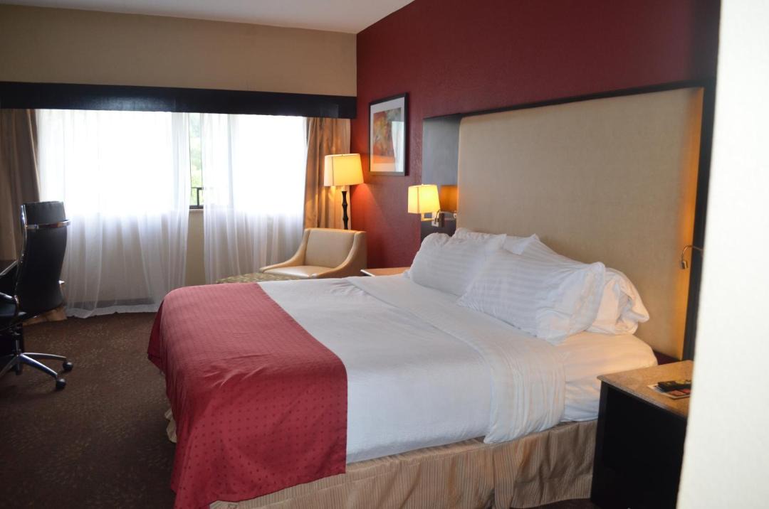 Photo of Others in Clinton