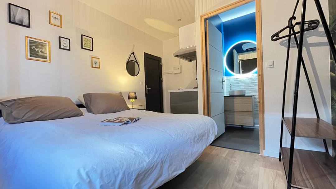 Photo of Bedroom in Calais