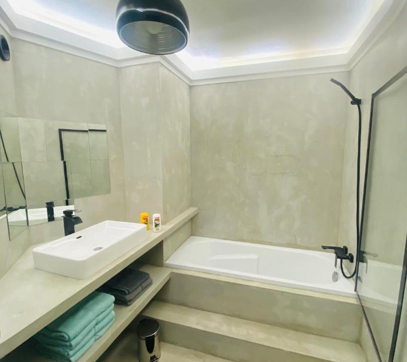 Photo of Bathroom in Quartier du Palais