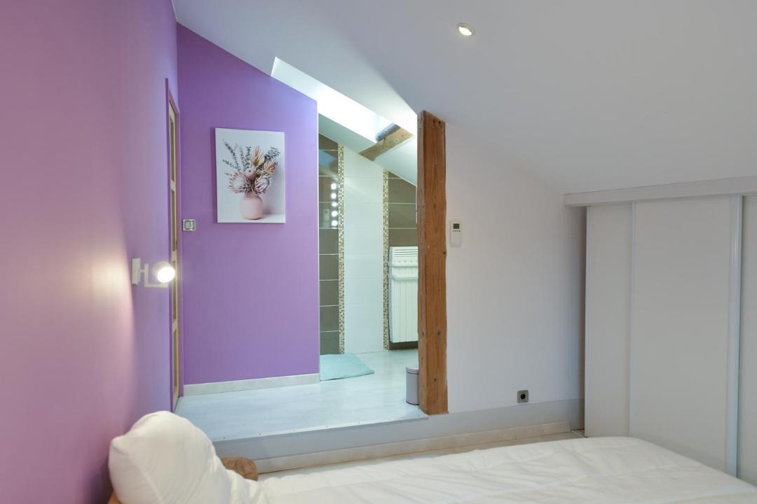 Photo of Bedroom in Montmerle-sur-Saone