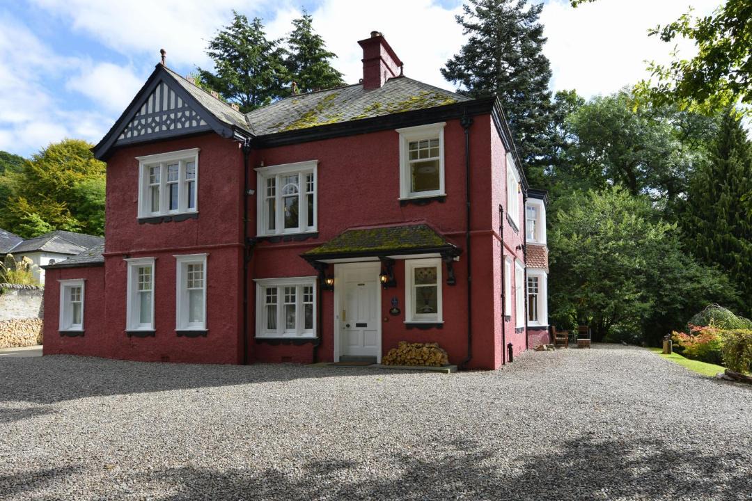 Photo of Buildings in Pitlochry