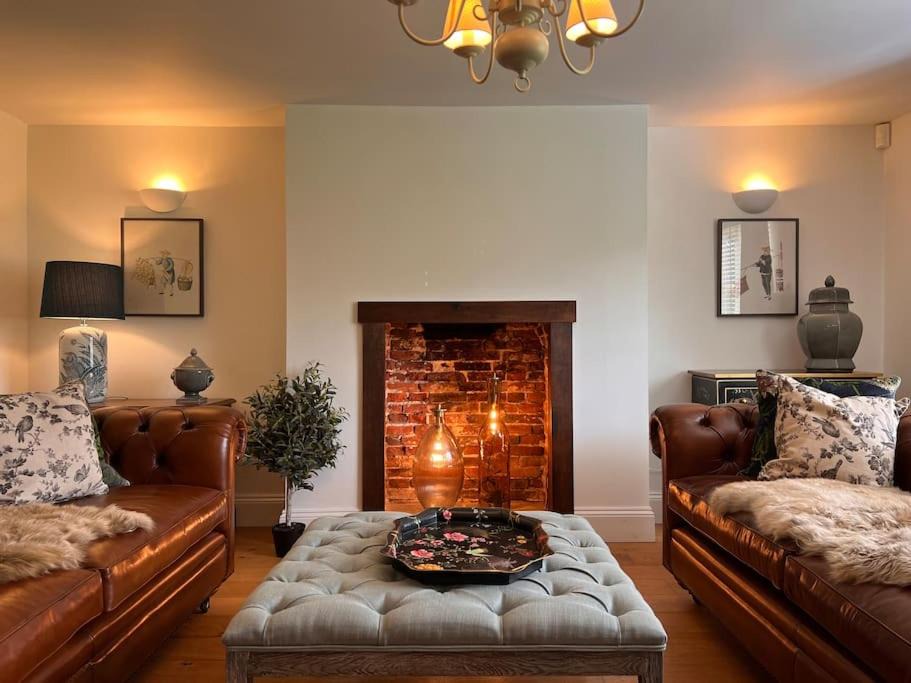 Photo of Livingroom in Aubourn