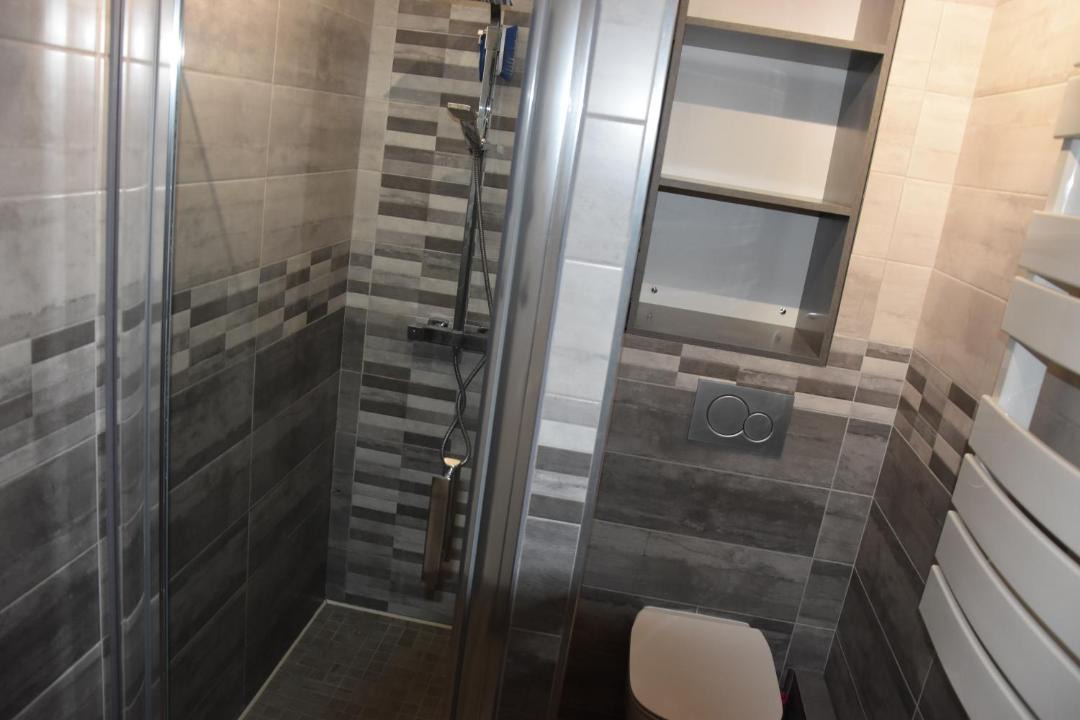 Photo of Bathroom in Eclaires