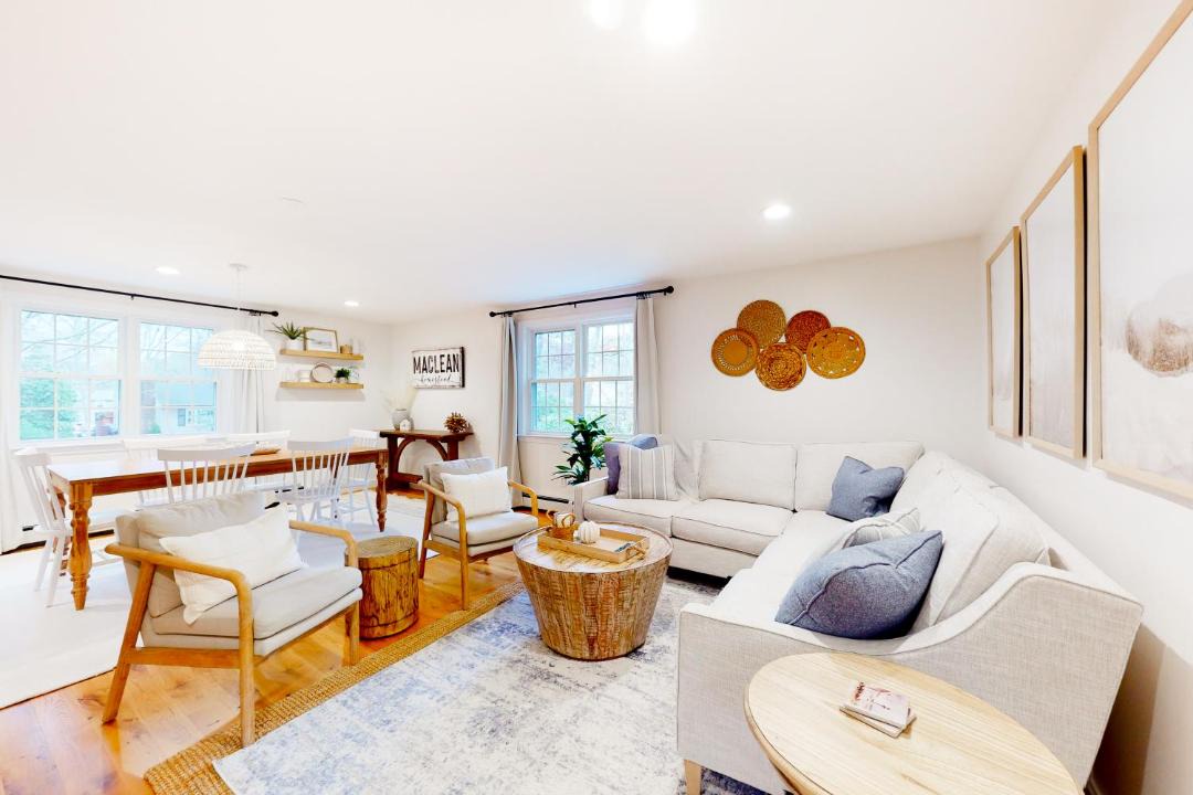 Photo of Livingroom in New Seabury