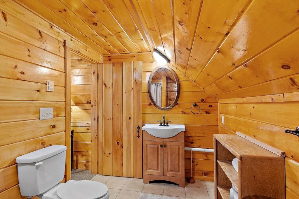 Photo of Bathroom in Weirs Beach