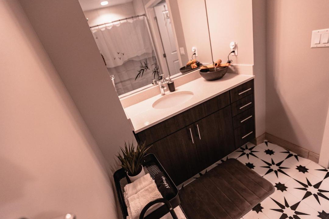 Photo of Others in Jefferson Manor