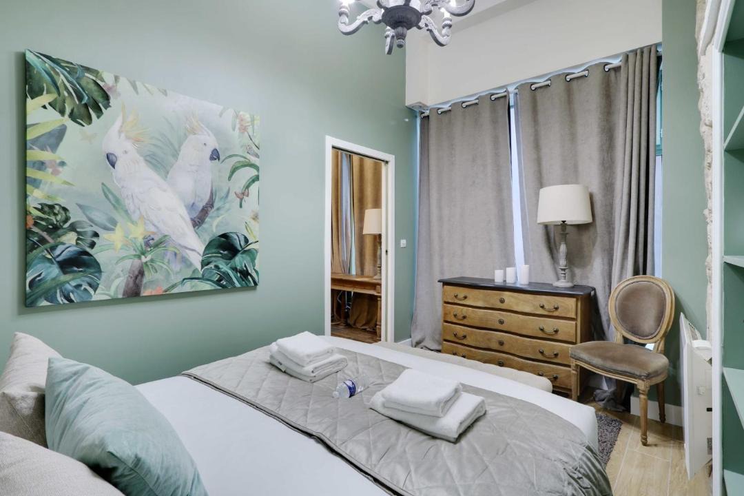 Photo of Bedroom in Val-de-Grace