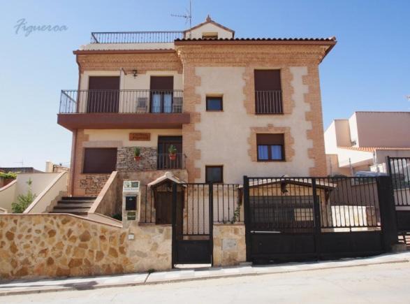 Photo of Buildings in Jabaga