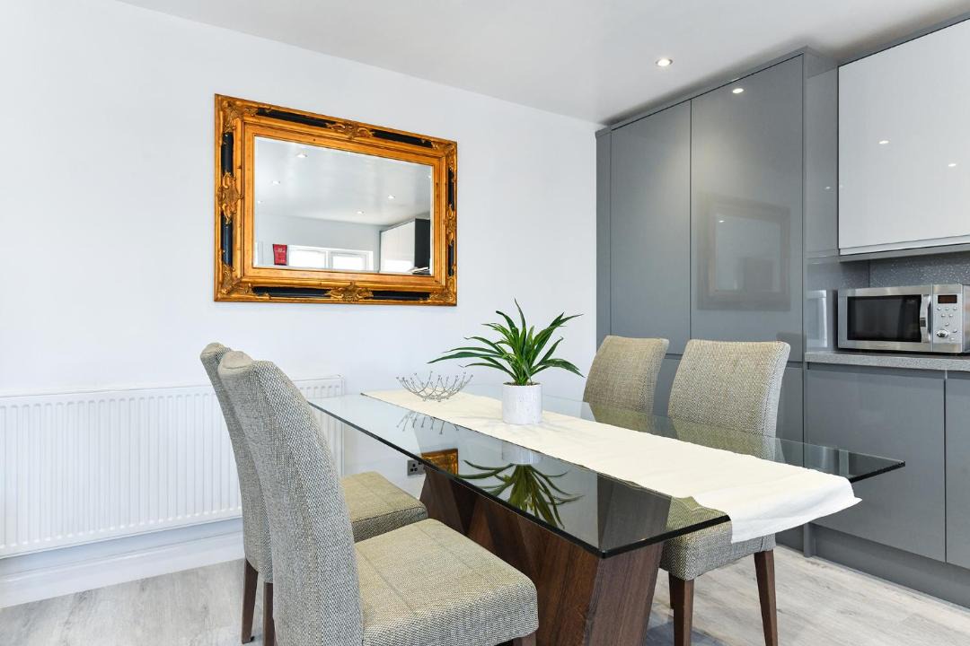 Photo of Others in Mansfield