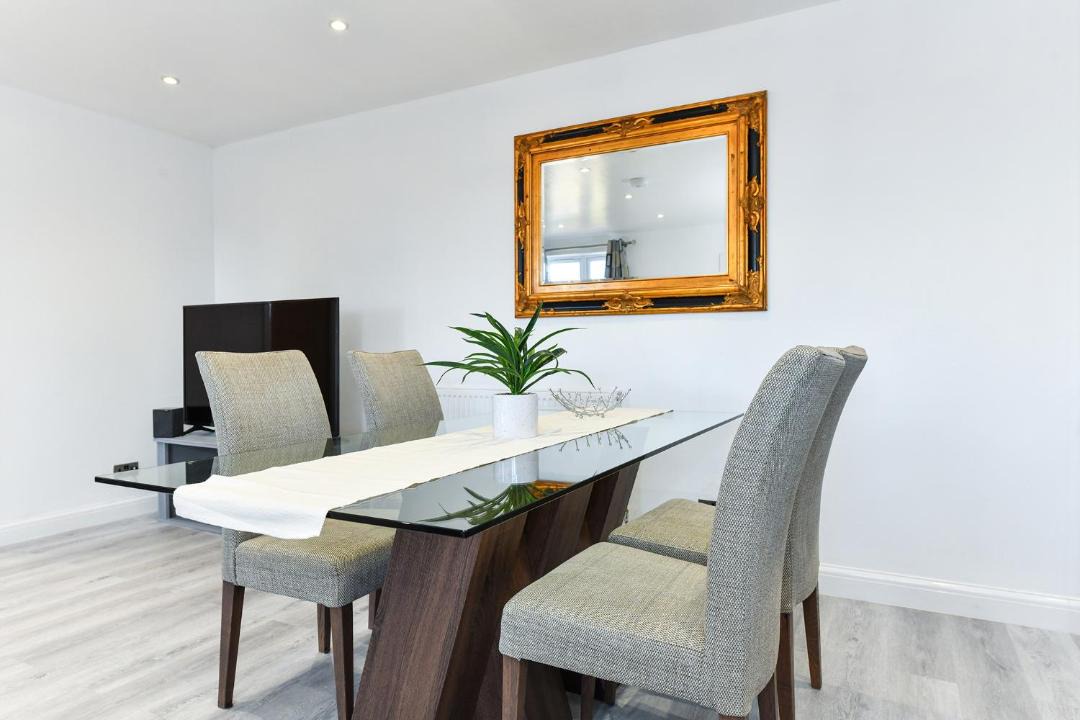 Photo of Others in Mansfield