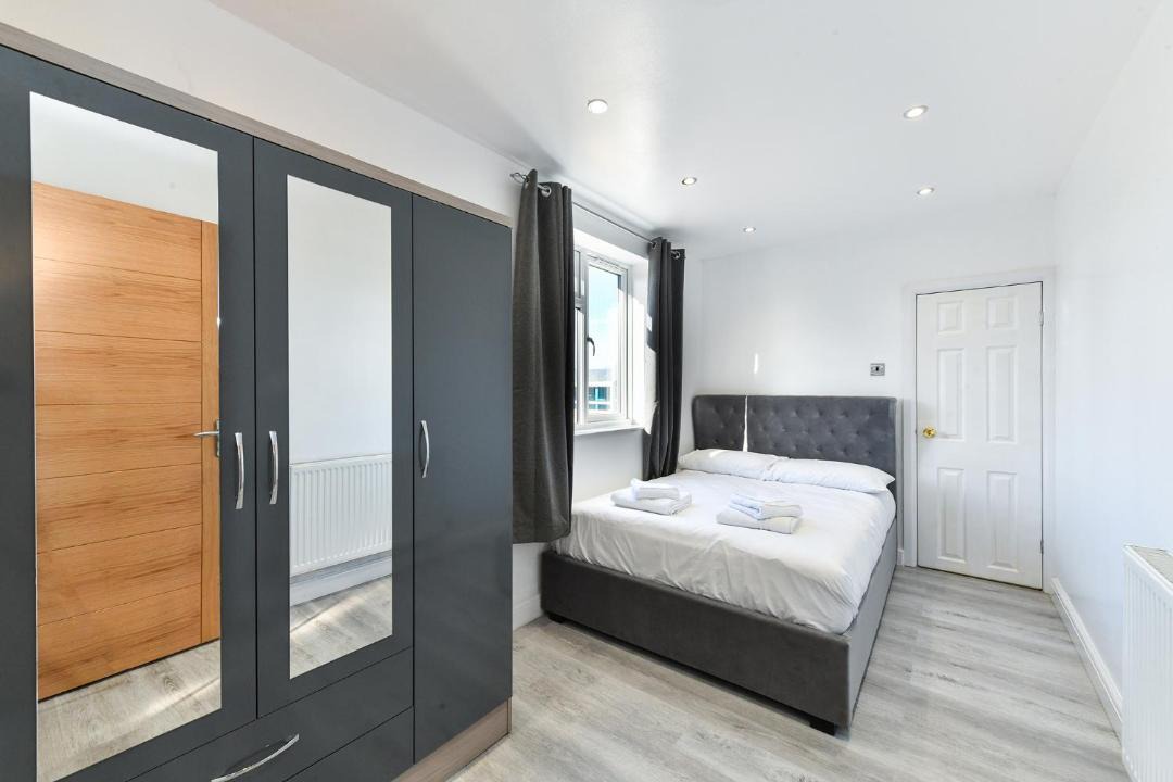 Photo of Others in Mansfield