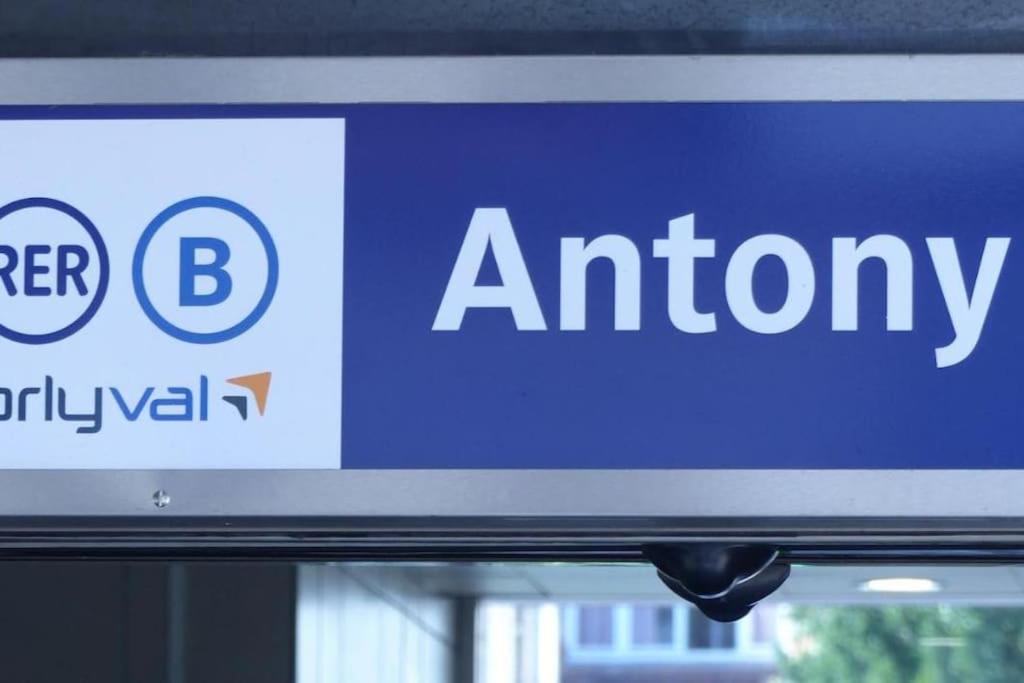 Photo of Buildings in Antony