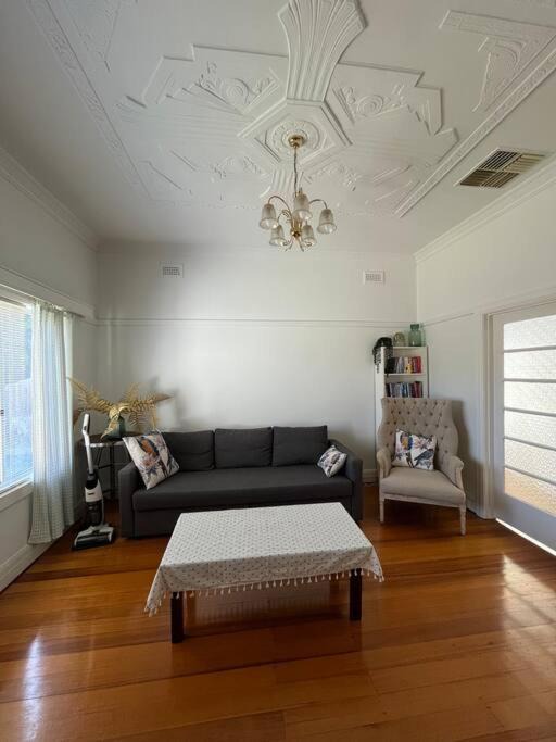 Photo of Livingroom in McKinnon