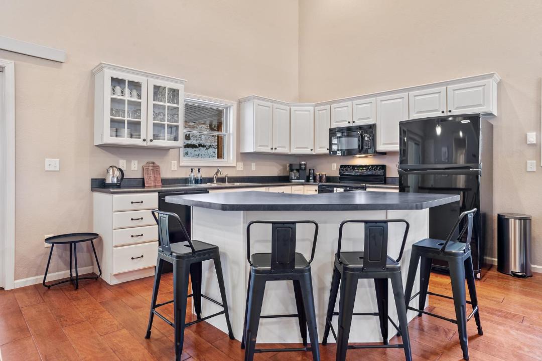 Photo of Kitchen in Custer