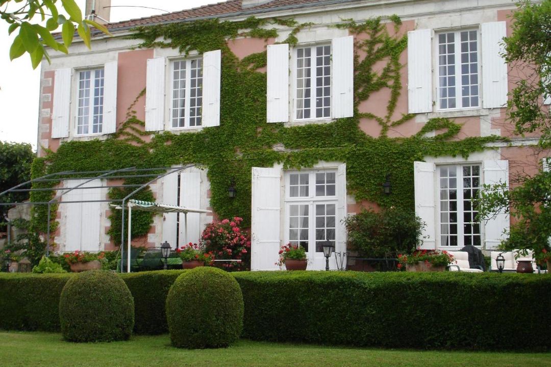 Photo of Buildings in Villefagnan