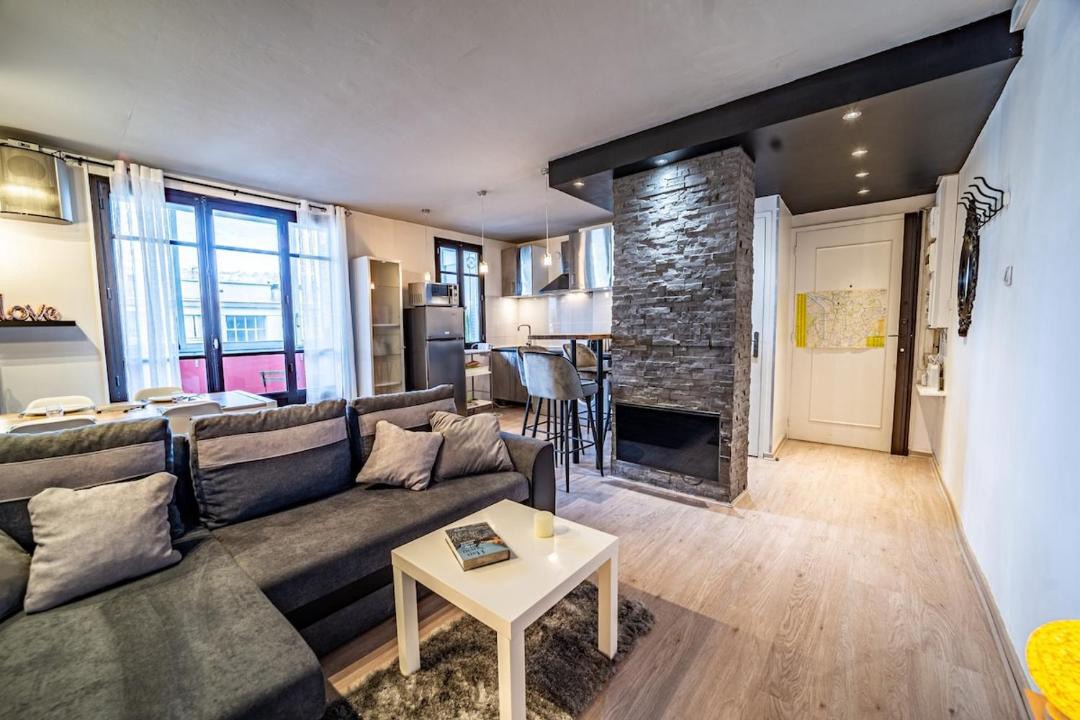 Photo of Livingroom in Quartier des Eaux-Claires