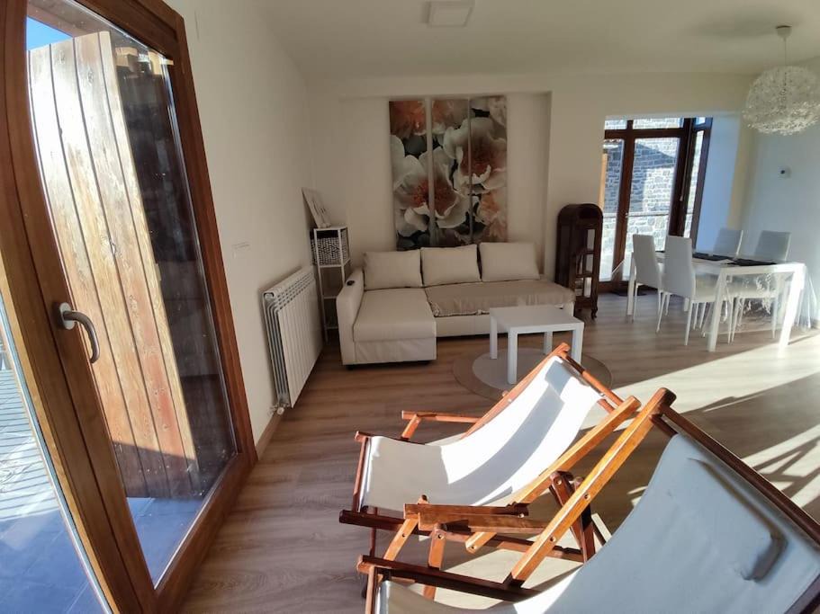 Photo of Livingroom in Gavin