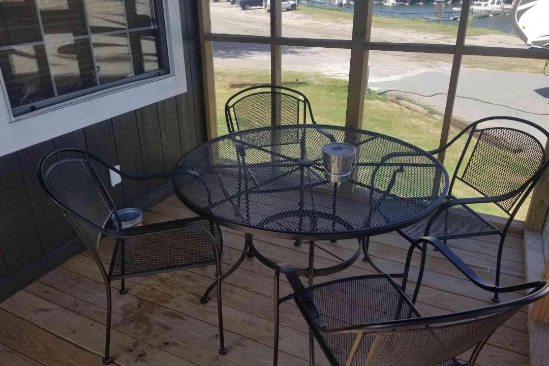 Photo of Others in Mead