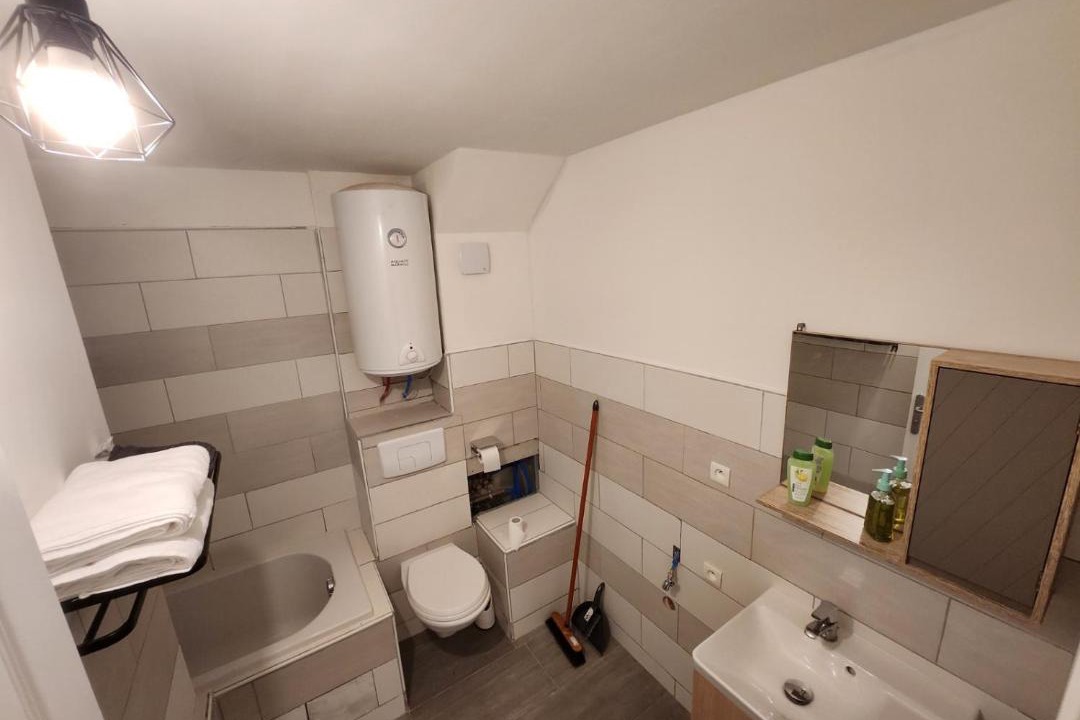 Photo of Bathroom in Bar-le-Duc