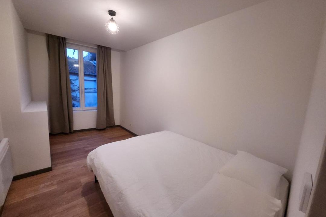 Photo of Bedroom in Bar-le-Duc