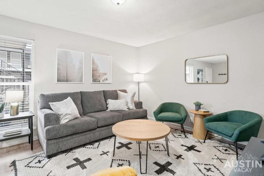 Photo of Livingroom in Cherrywood