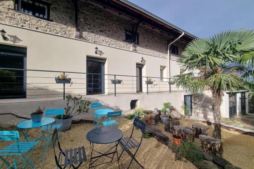 Photo of Patio Balcony in Saint-Chamond