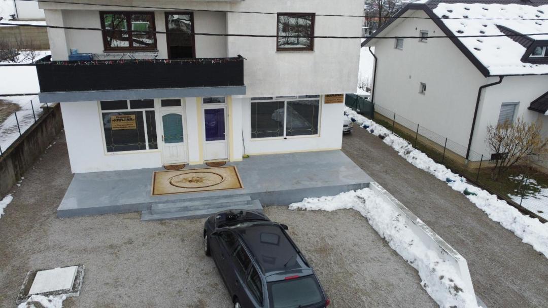 Photo of Buildings in Seliste