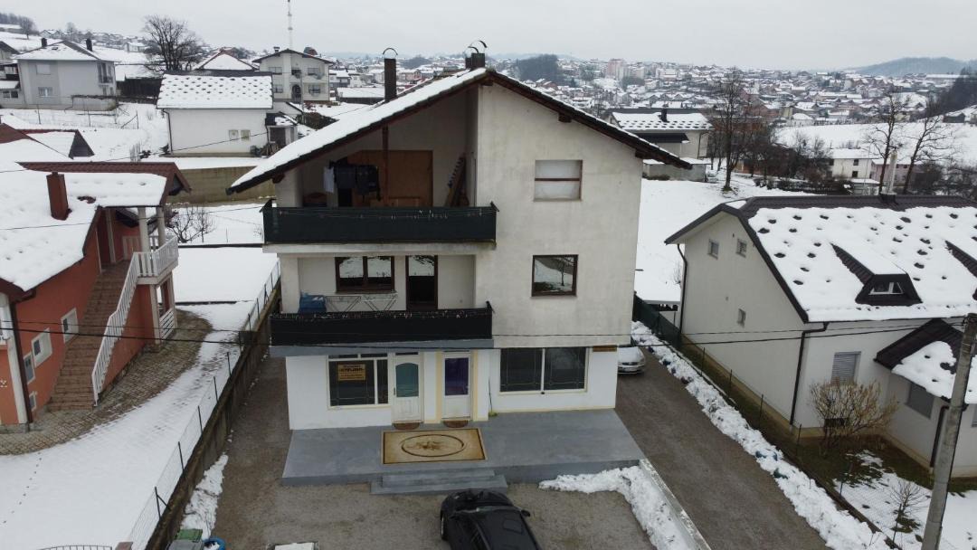 Photo of Buildings in Seliste