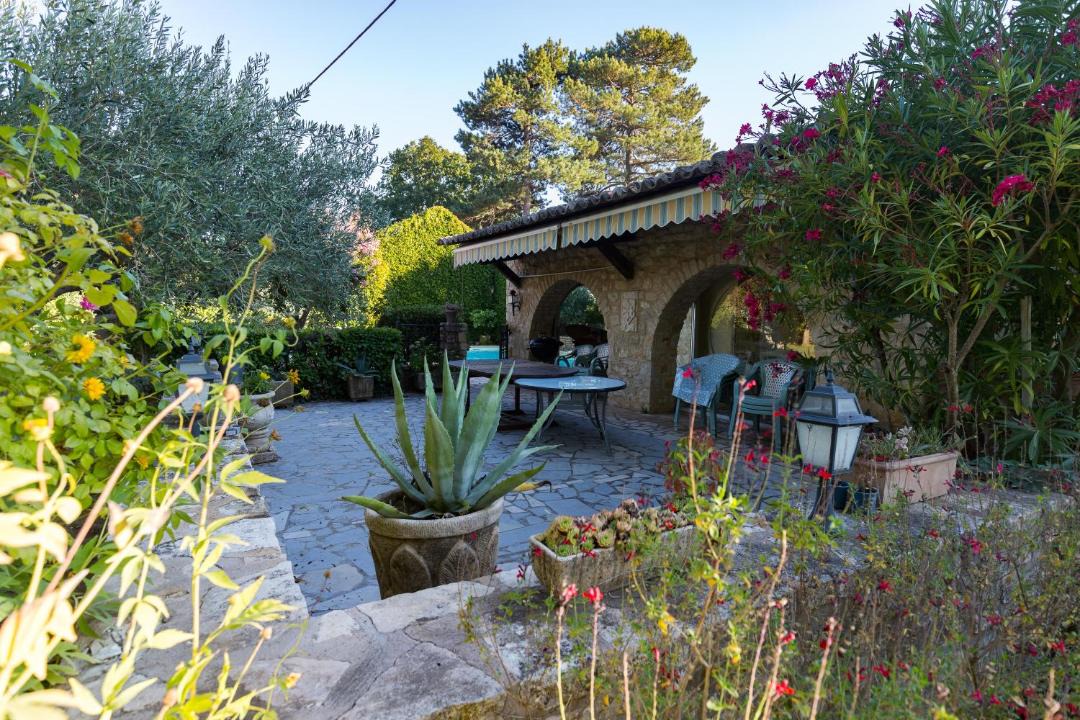 Photo of Others in Cornillon