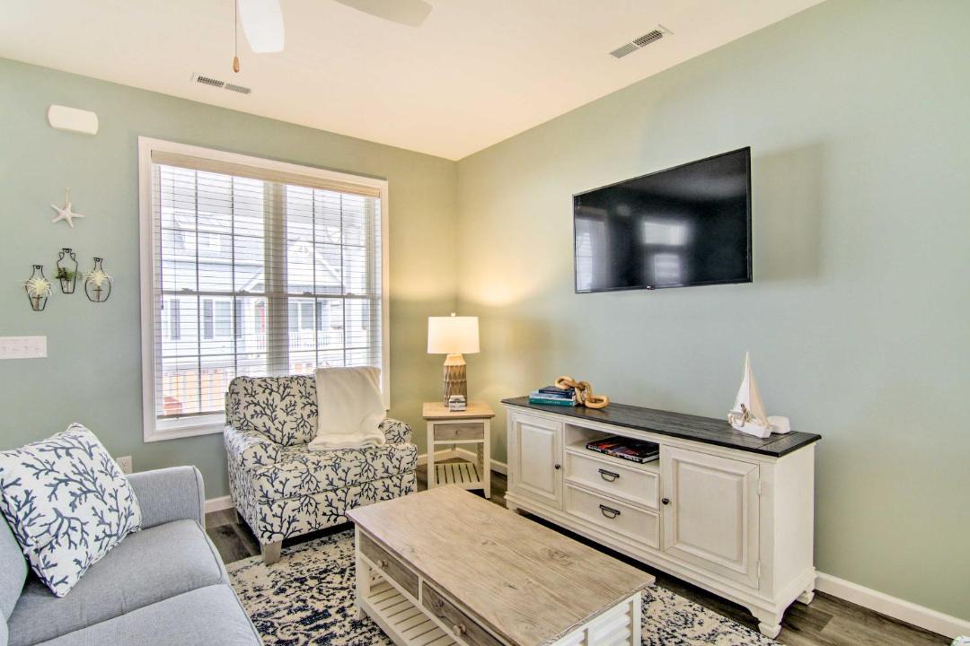 Photo of Livingroom in Cedar Neck