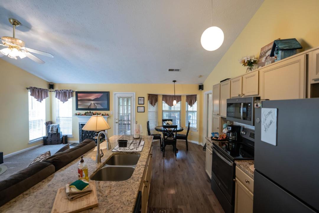 Photo of Kitchen in Lithonia