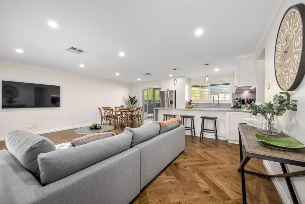 Photo of Livingroom in Capel Sound