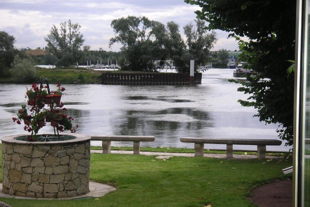 Photo of Others in Villennes-sur-Seine