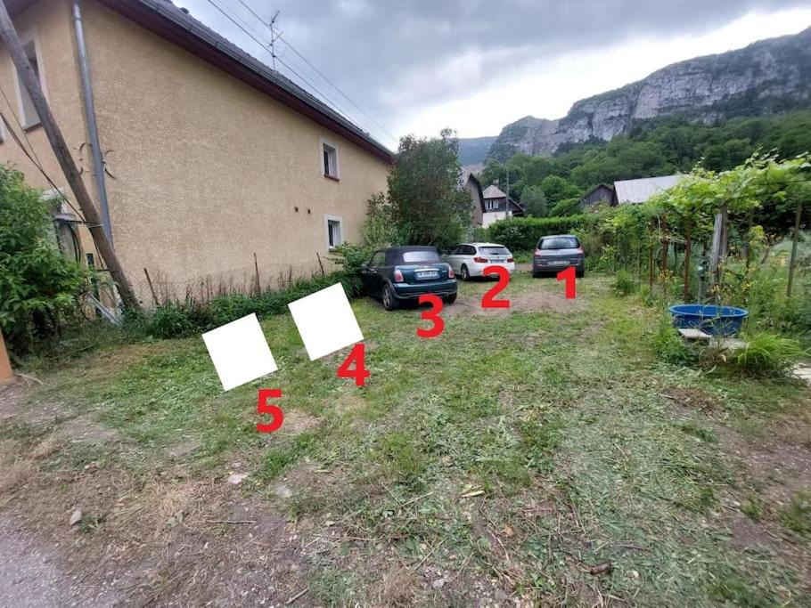 Photo of Buildings in Bredannaz