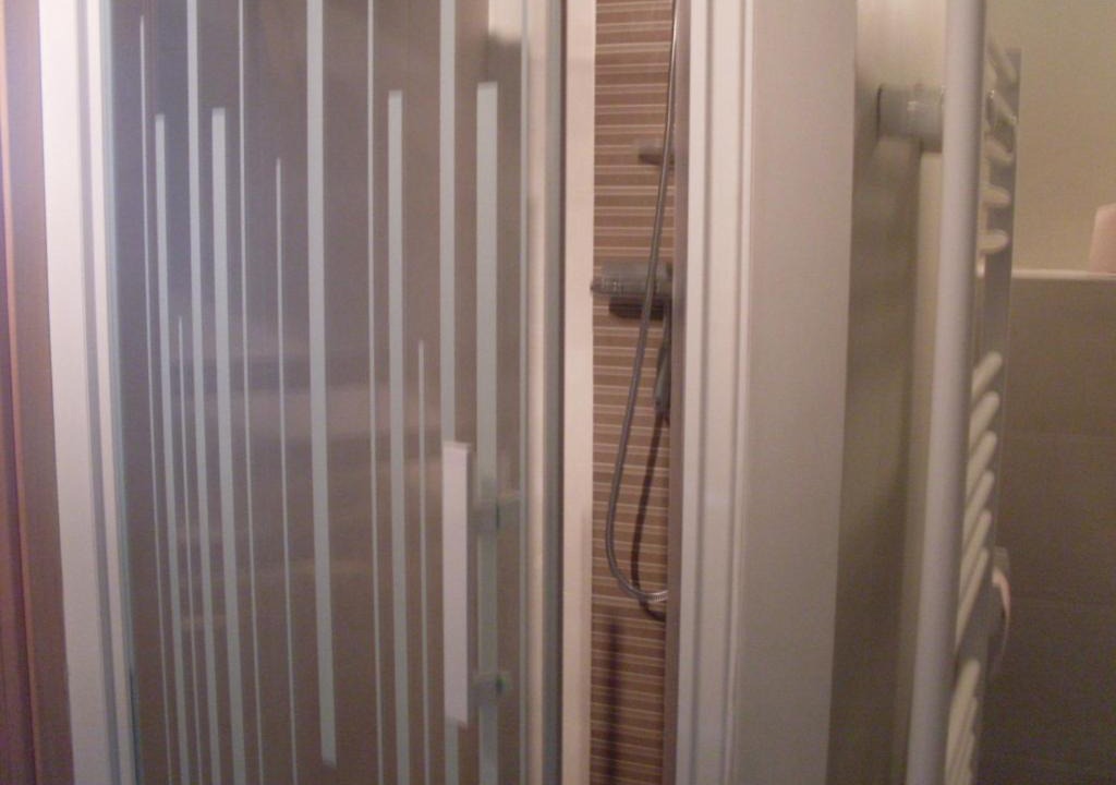 Photo of Others in Servon